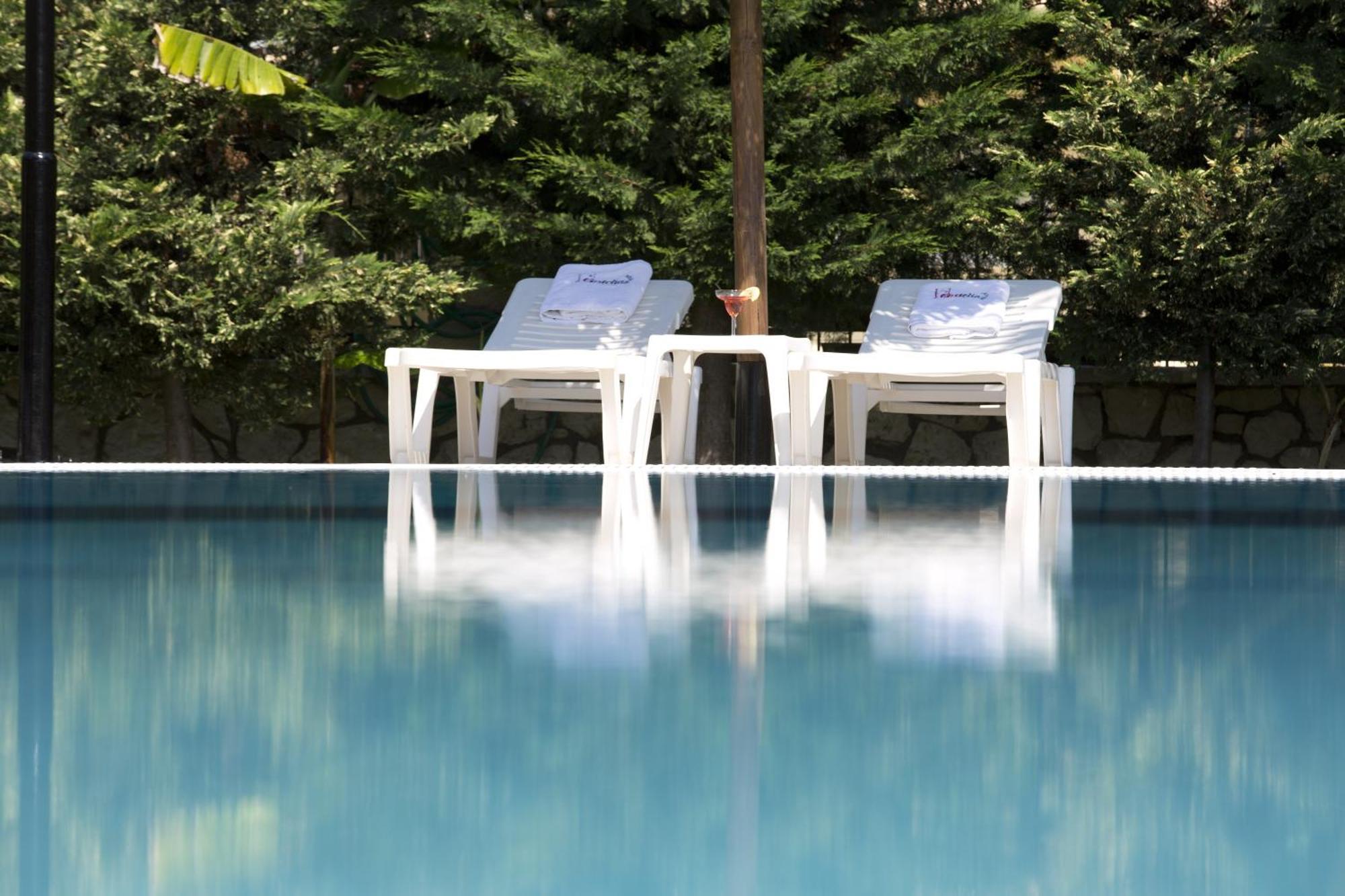 Villa Elia Resort Frínion エクステリア 写真