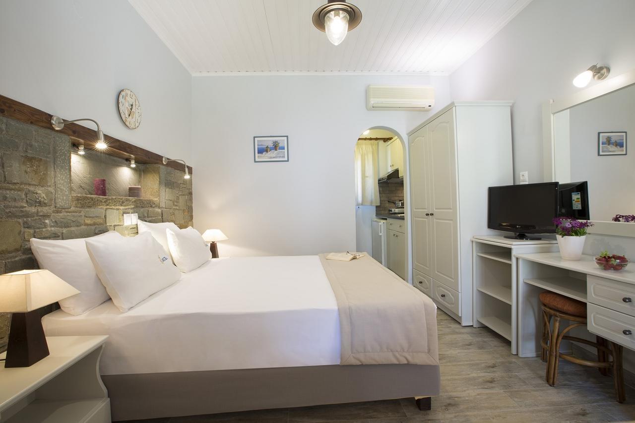 Villa Elia Resort Frínion エクステリア 写真